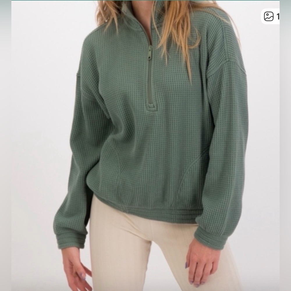 Aerie Green Waffle Knit Quarter Zip Sweatshirt Size L